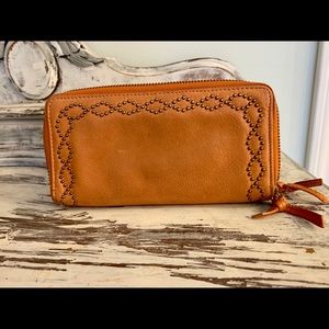 Lucky brand wallet